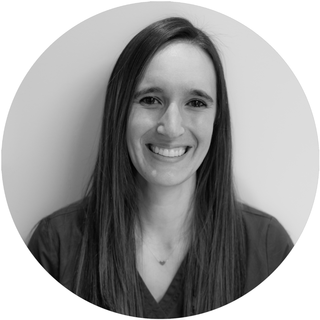 Cette image a un attribut alt vide ; le nom du fichier est catherine-medaillon-nb-sans-nom-1.png